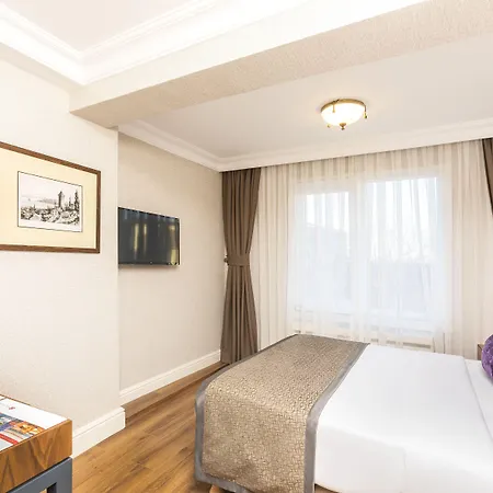 Meroddi La Porta Hotel 2*