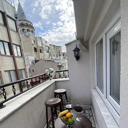 Meroddi La Porta Hotel 2*