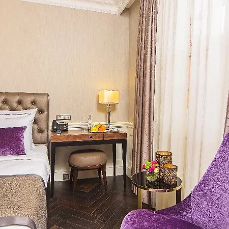 Meroddi La Porta Hotel 2*