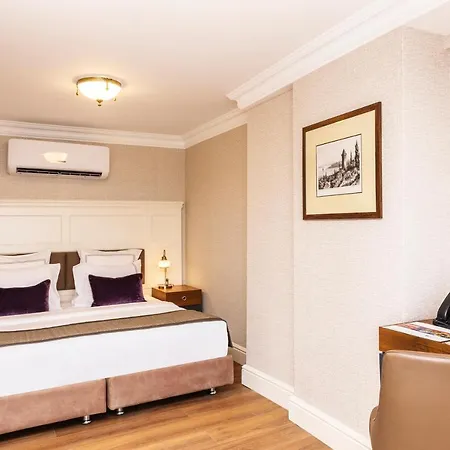 Meroddi La Porta Istanboel