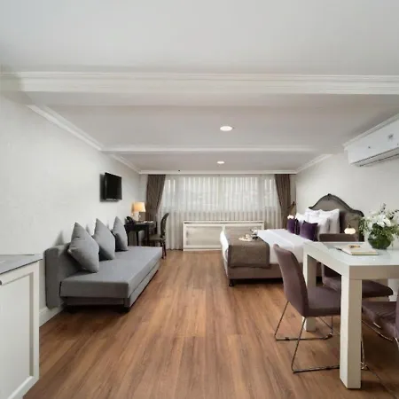 Meroddi La Porta اسطنبول