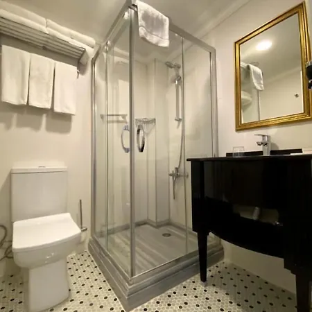 Meroddi La Porta Istanbul