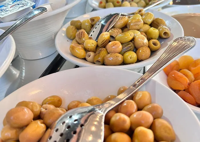 Meroddi La Porta Hotel