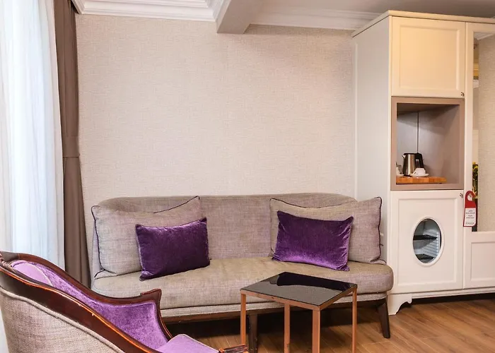 Hotel Meroddi La Porta 2*