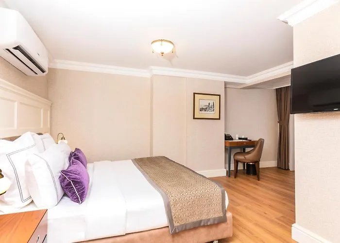 Meroddi La Porta Hotel 2*