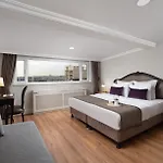 Hotel Meroddi La Porta Stambuł