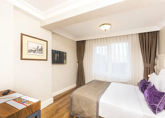 Meroddi La Porta Отель 2*